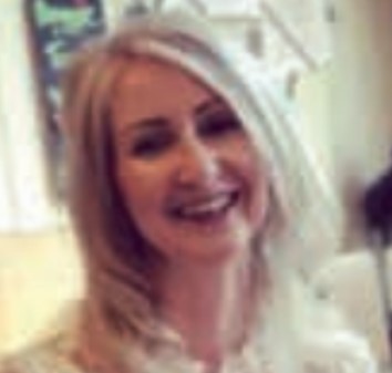 Lorraine Lewis